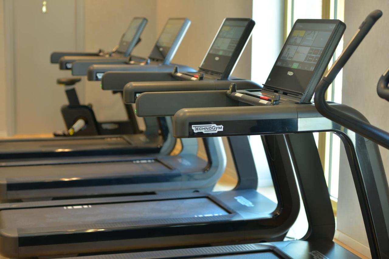 Rinas Mk Hotel Tirana מראה חיצוני תמונה Treadmills
