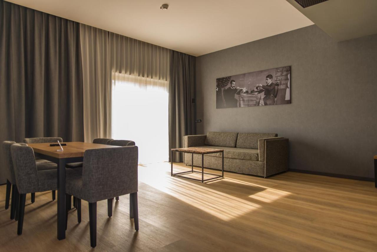 Rinas Mk Hotel Tirana מראה חיצוני תמונה
