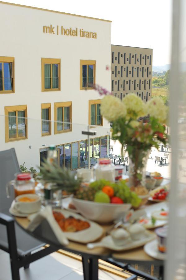 Rinas Mk Hotel Tirana מראה חיצוני תמונה The cafeteria