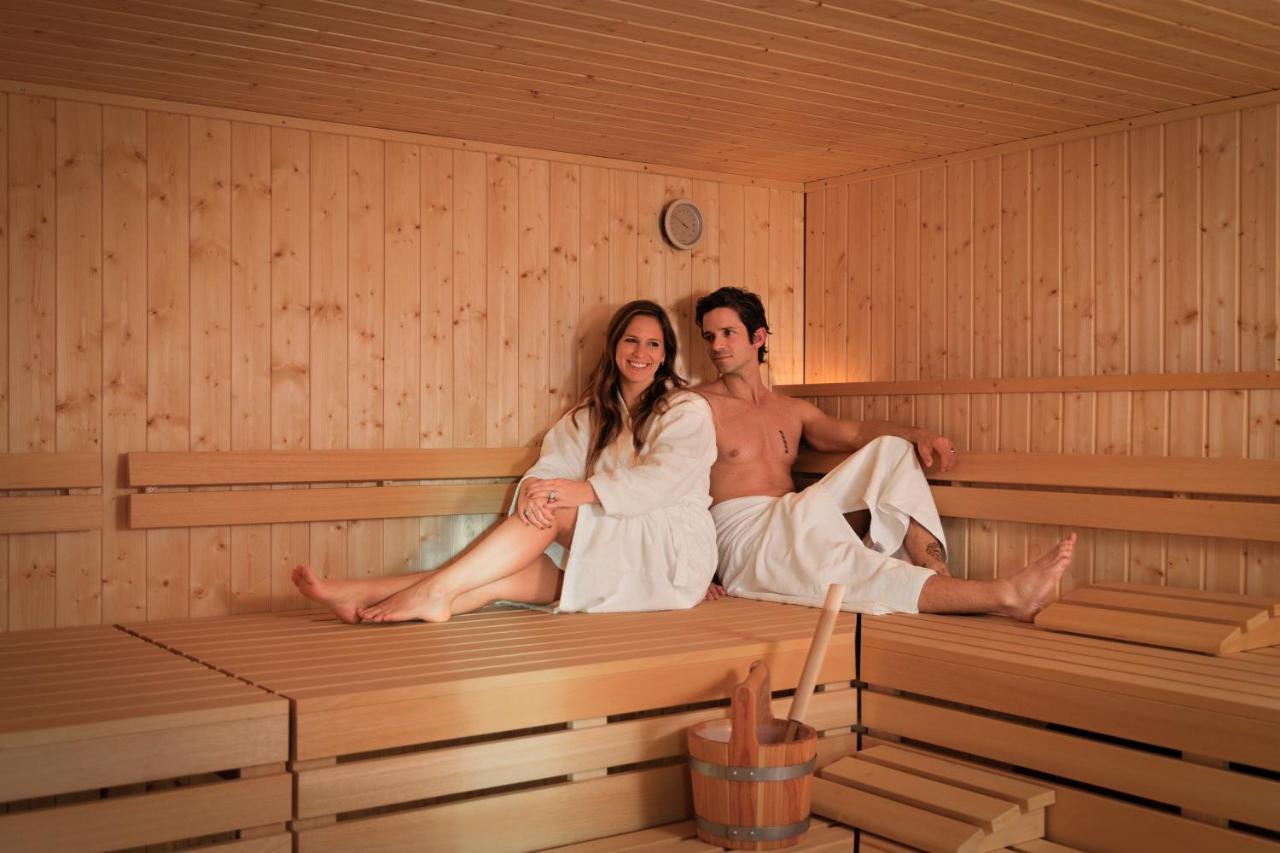Rinas Mk Hotel Tirana מראה חיצוני תמונה Sauna