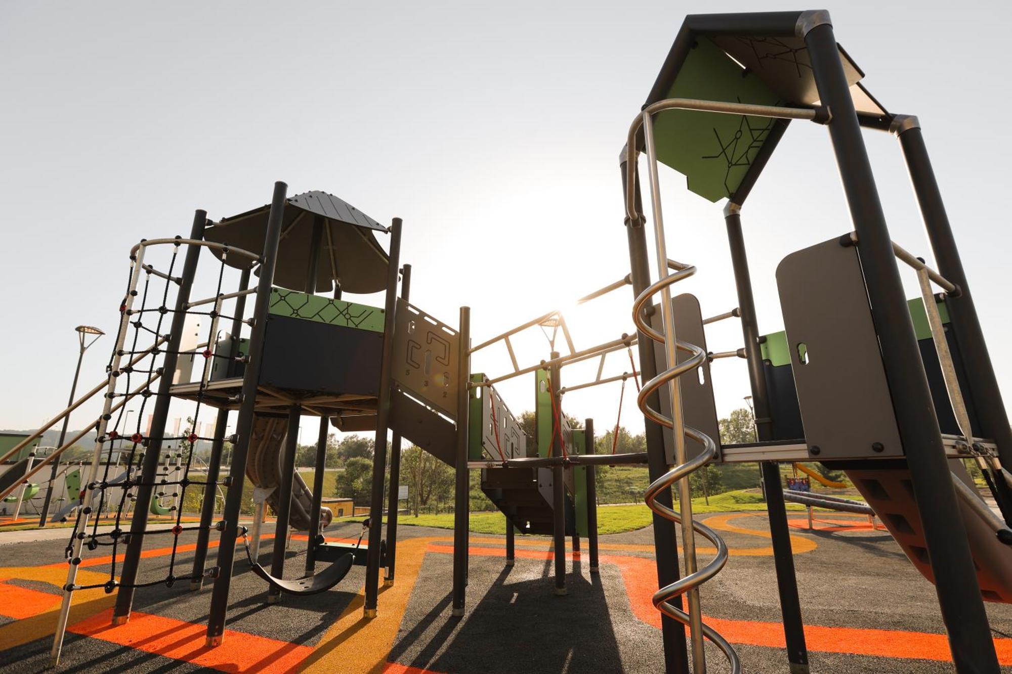 Rinas Mk Hotel Tirana מראה חיצוני תמונה The 2012 Australian Ninja Warrior course
